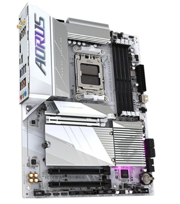 GigaByte B650E AORUS ELITE X ICE sAM5