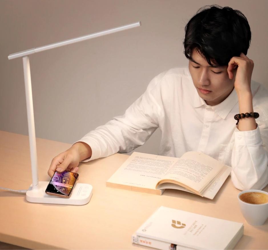 Baseus Настольная лампа светодиодная Lett Wireless Charger Folding Desktop Lamp