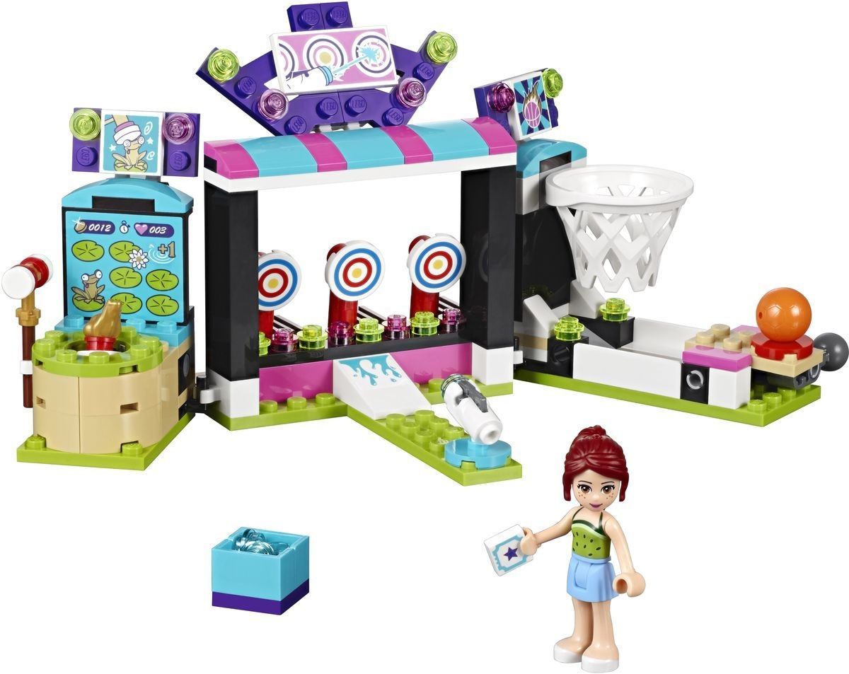 Lego Конструктор Friends "Парк развлечений: игровые автоматы" 174 детали