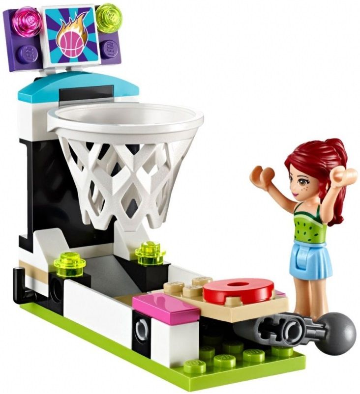 Lego Конструктор Friends "Парк развлечений: игровые автоматы" 174 детали