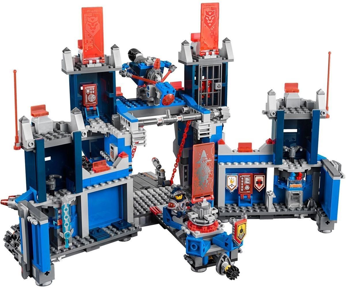Lego Конструктор Nexo Knights "Фортрекс – мобильная крепость" 1140 деталей