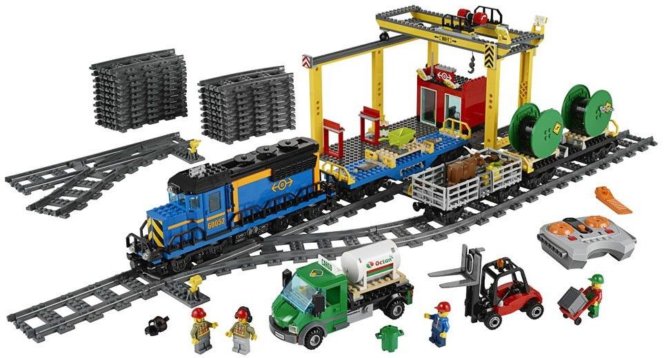 Lego Конструктор City "Грузовой поезд" 888 деталей
