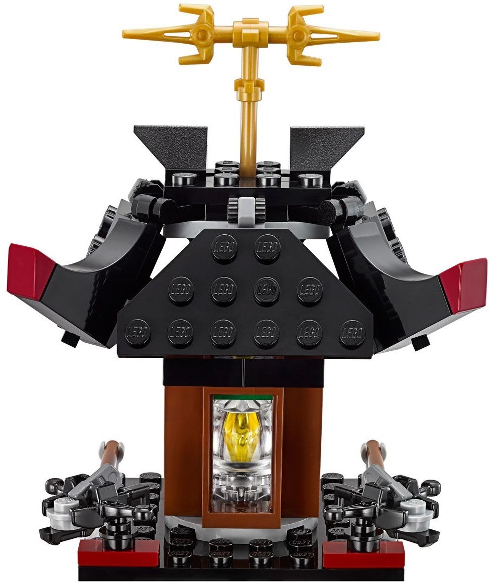 Lego Конструктор Ninjago "Осада маяка" 767 деталей