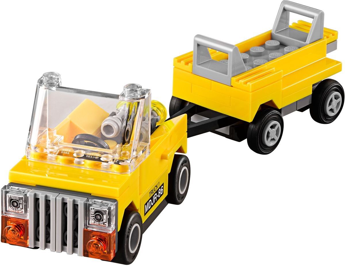 Lego Конструктор Super Heroes "Сражение в аэропорту" 807 деталей