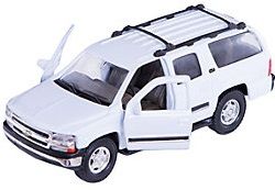 Welly Модель машины "Chevrolet Suburban 2001"