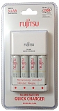 Fujitsu Зарядное устройство Quick Charger + 4 шт.  АА (1900 mAh)